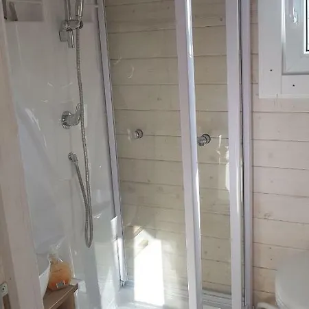 Hausboot Mirabella Am Mueritz Nationalpark Festanliegend *